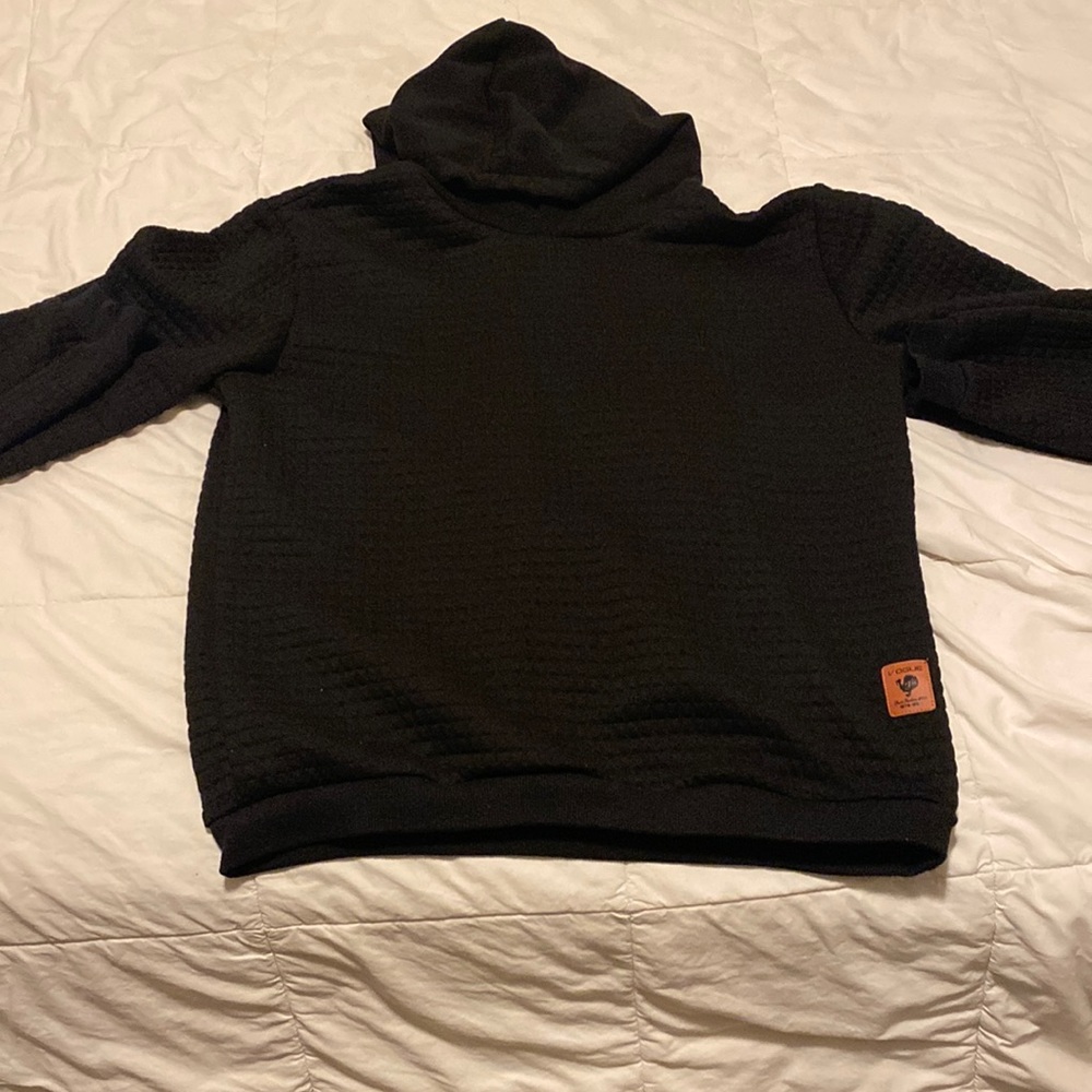 All black hoodie with squared texture